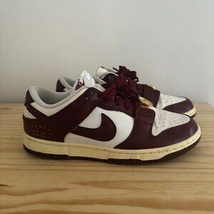 Nike Womens Dunk Low SE - Sisterhood - Team Red 8.5